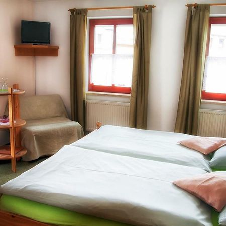 Fruehstuecks Pension Zum Postillion Klingenthal Esterno foto