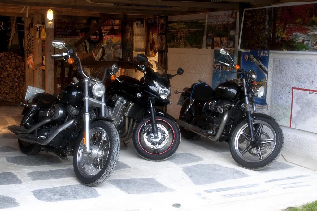 Fruehstuecks Pension Zum Postillion Klingenthal Esterno foto