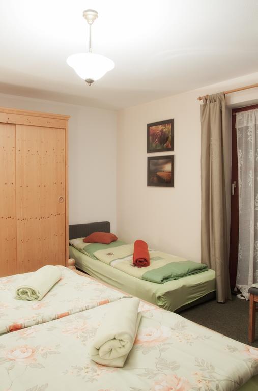 Fruehstuecks Pension Zum Postillion Klingenthal Esterno foto