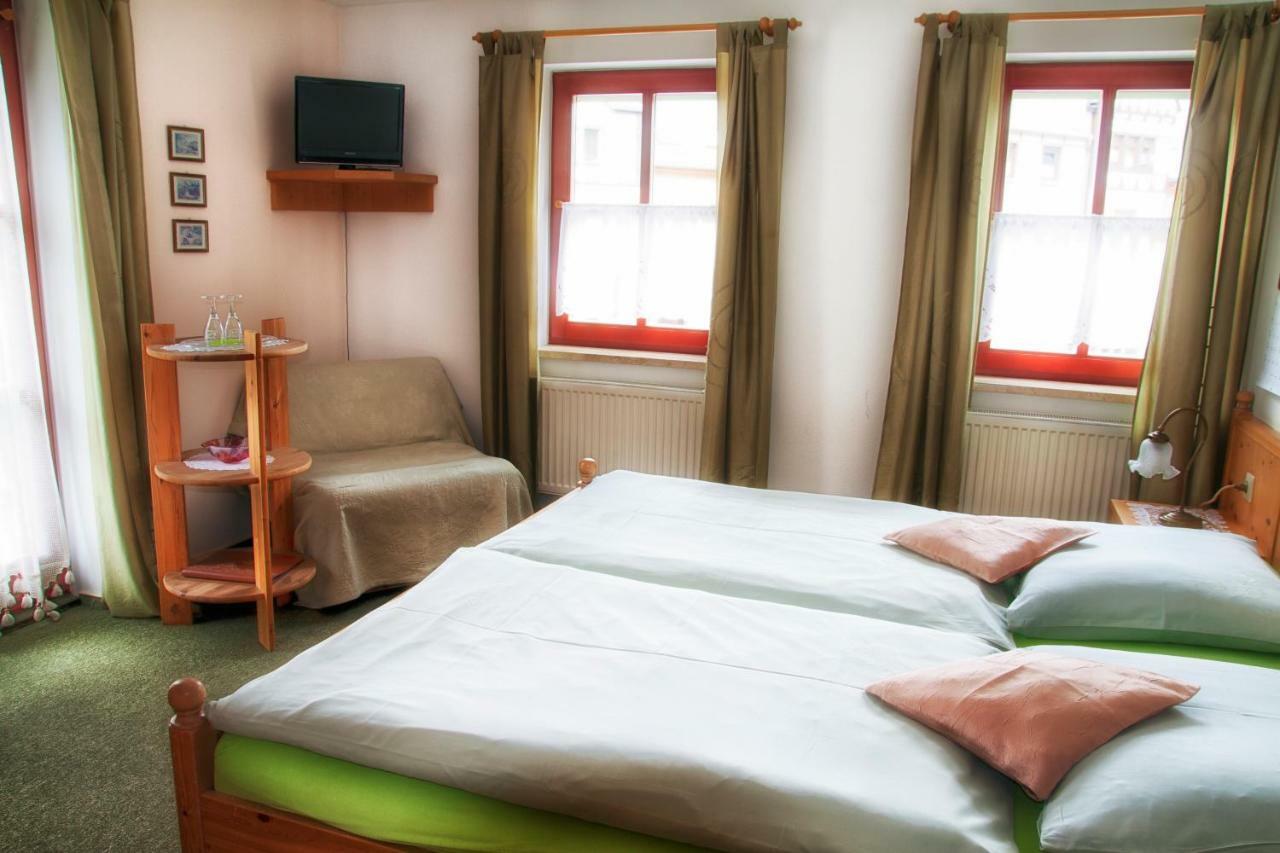 Fruehstuecks Pension Zum Postillion Klingenthal Esterno foto