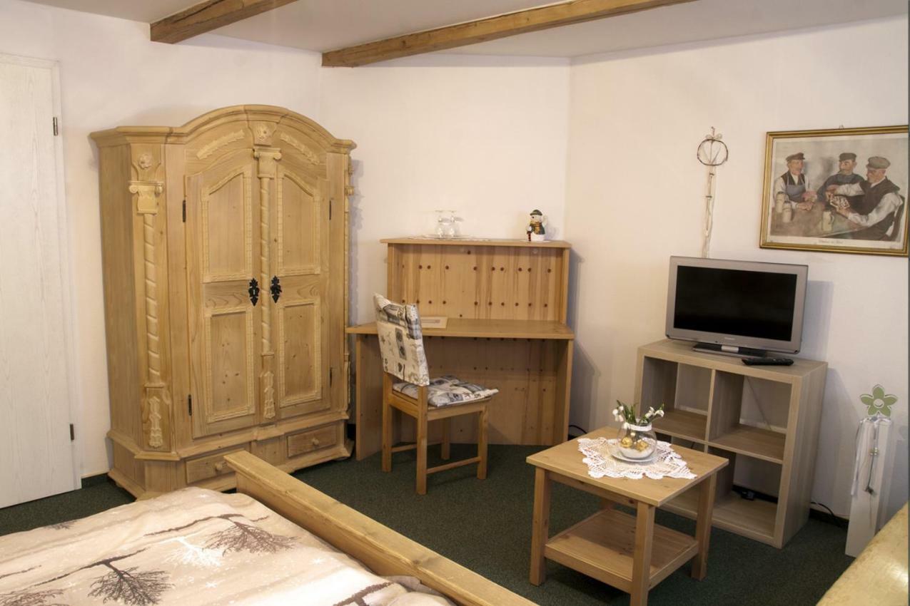 Fruehstuecks Pension Zum Postillion Klingenthal Esterno foto